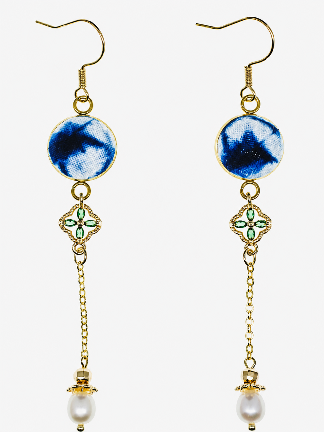 Indigo Clover Freshwater Pearl Earrings