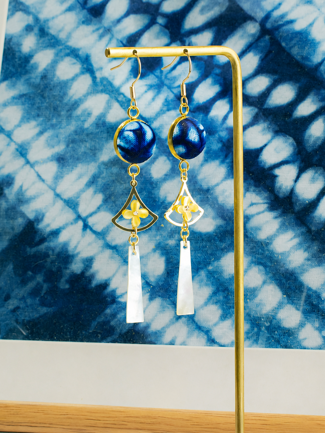 Vintage Geometric Mother-of-Pearl Tassel Earrings